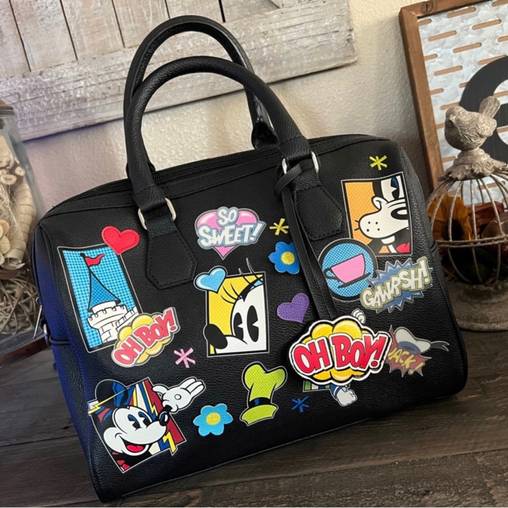 Disney Duffle Bag - Picture 2 of 9